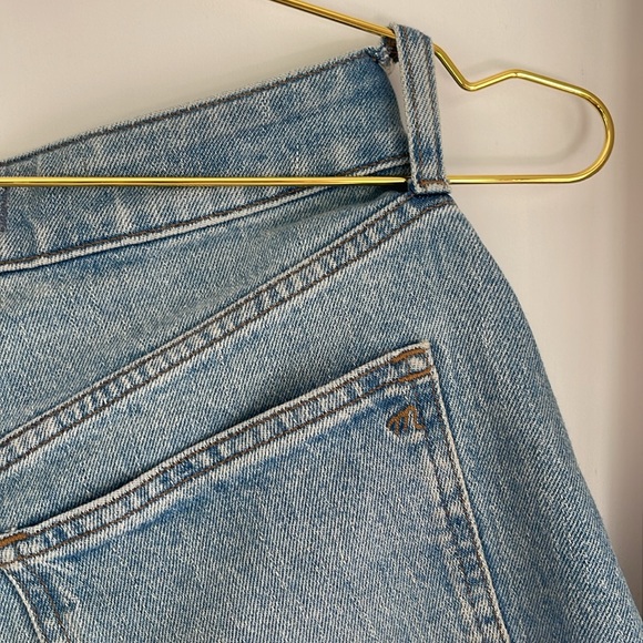 Madewell The Curvy Perfect Vintage Mid-Length Jean Short in Wainfleet Wash - Picture 6 of 8